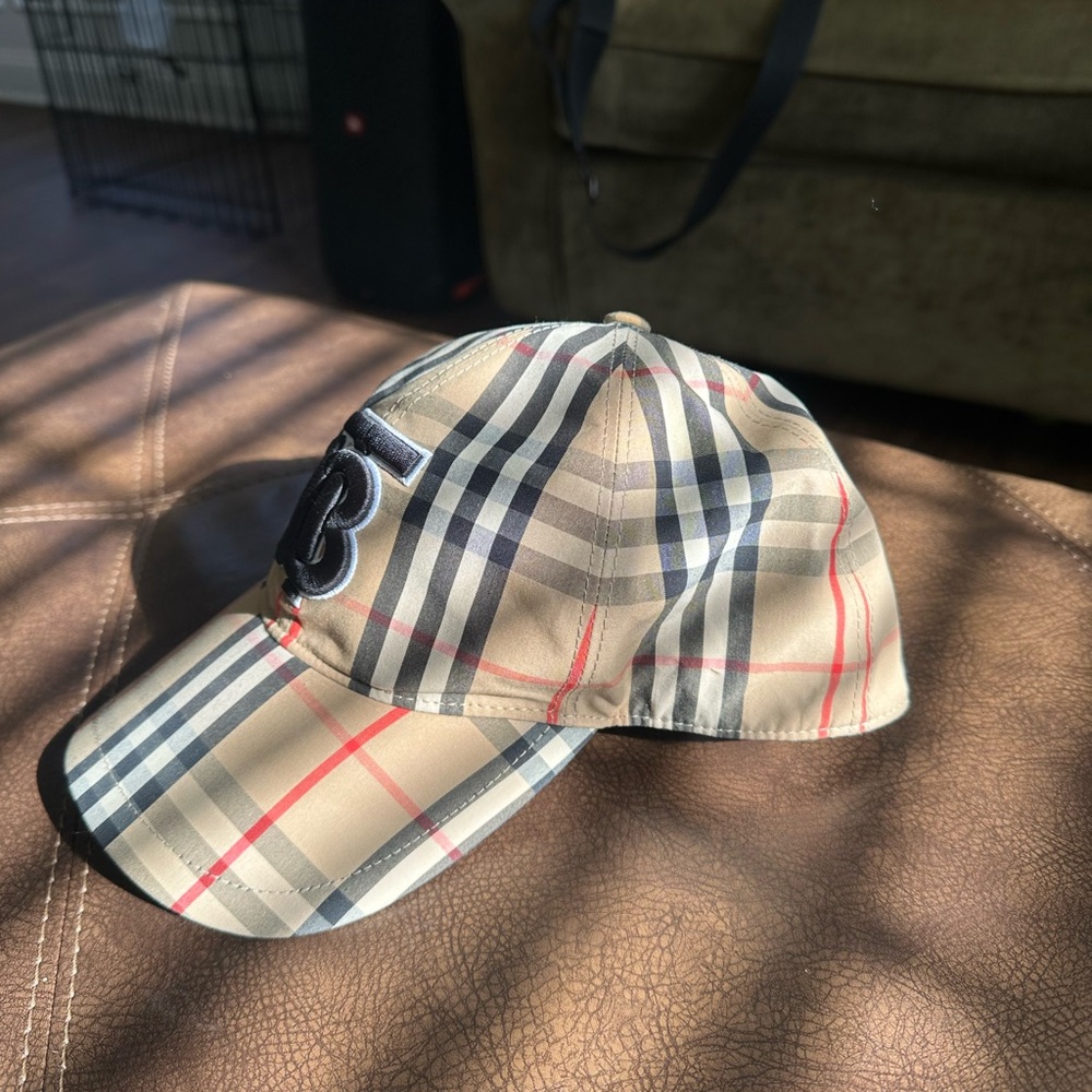 Burberry baseball hat - Picture 4 of 10